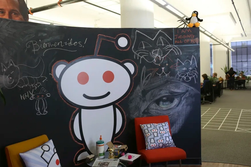 ceo cua reddit da thong bao cho nhan vien rang cuoc bieu tinh api cua cong dong se qua di congngheaz